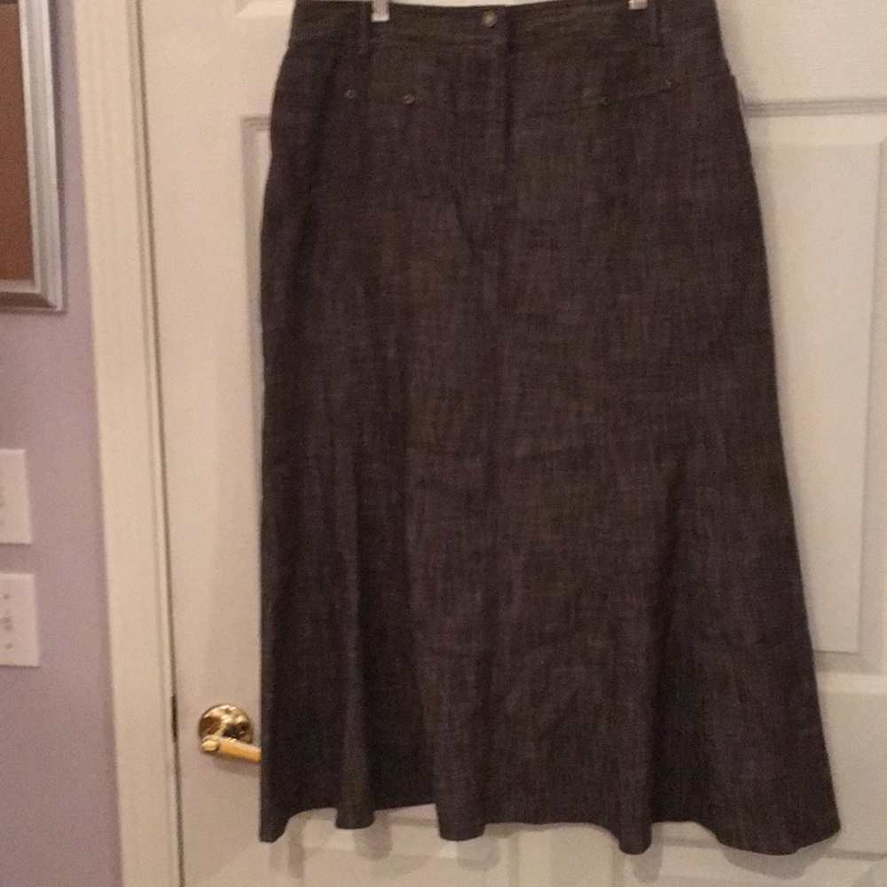 Brand New Larry Levine Stretch Skirt